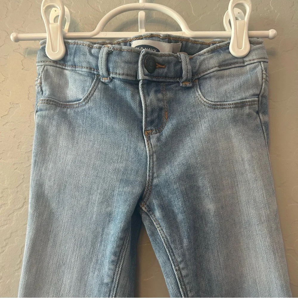 Old navy ballerina light wash distressed denim skinny jeans size 5t